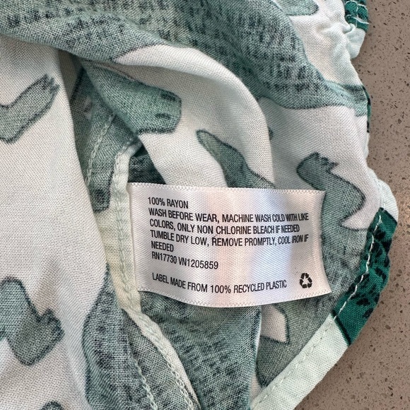 Cat & Jack Baby Boys' Alligator Challis Short Sleeve Button Down Shirt 18 M - Picture 6 of 6